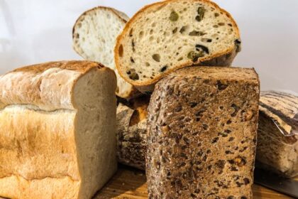 does bread crumbs italian style include cheese